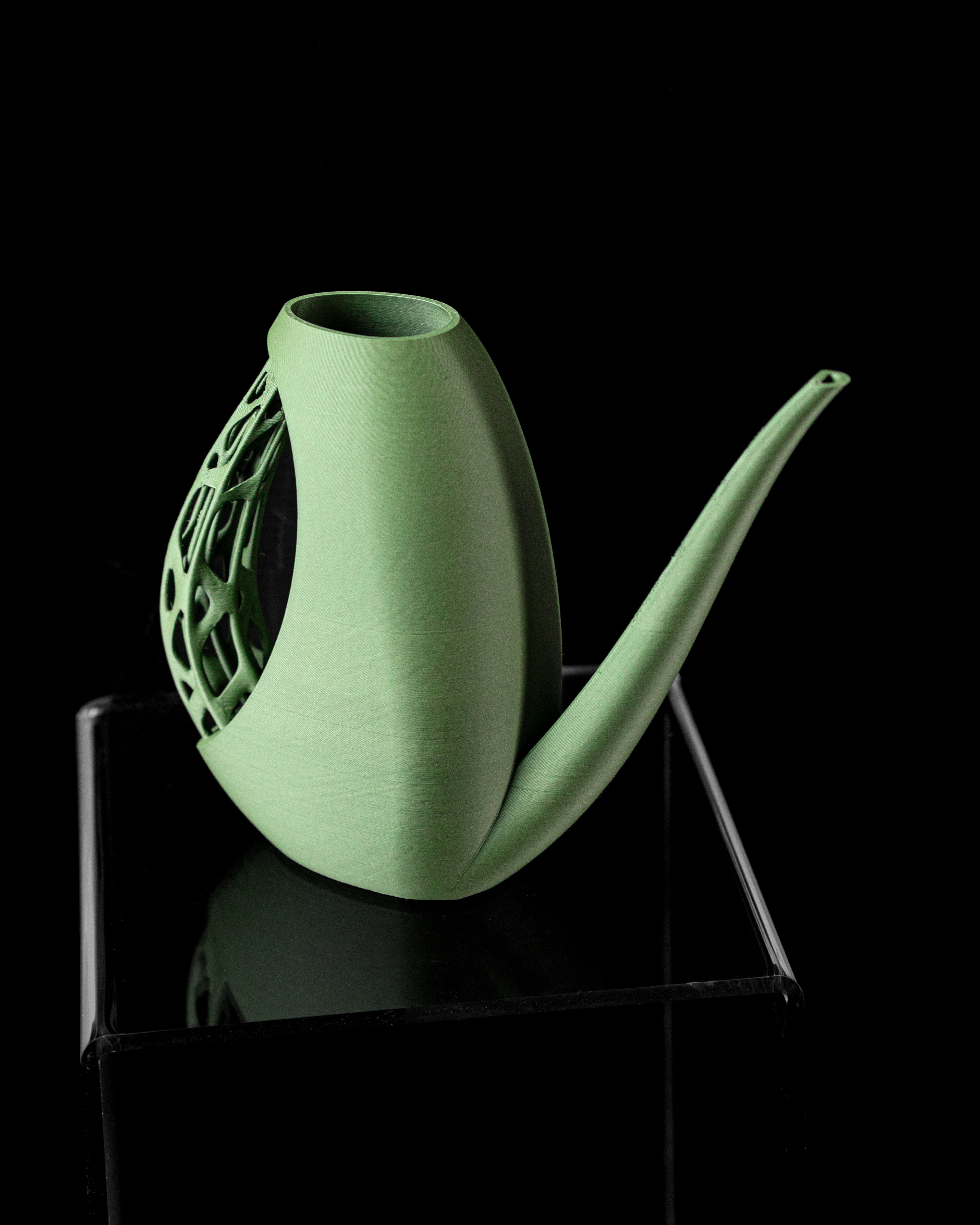 Mantis water can