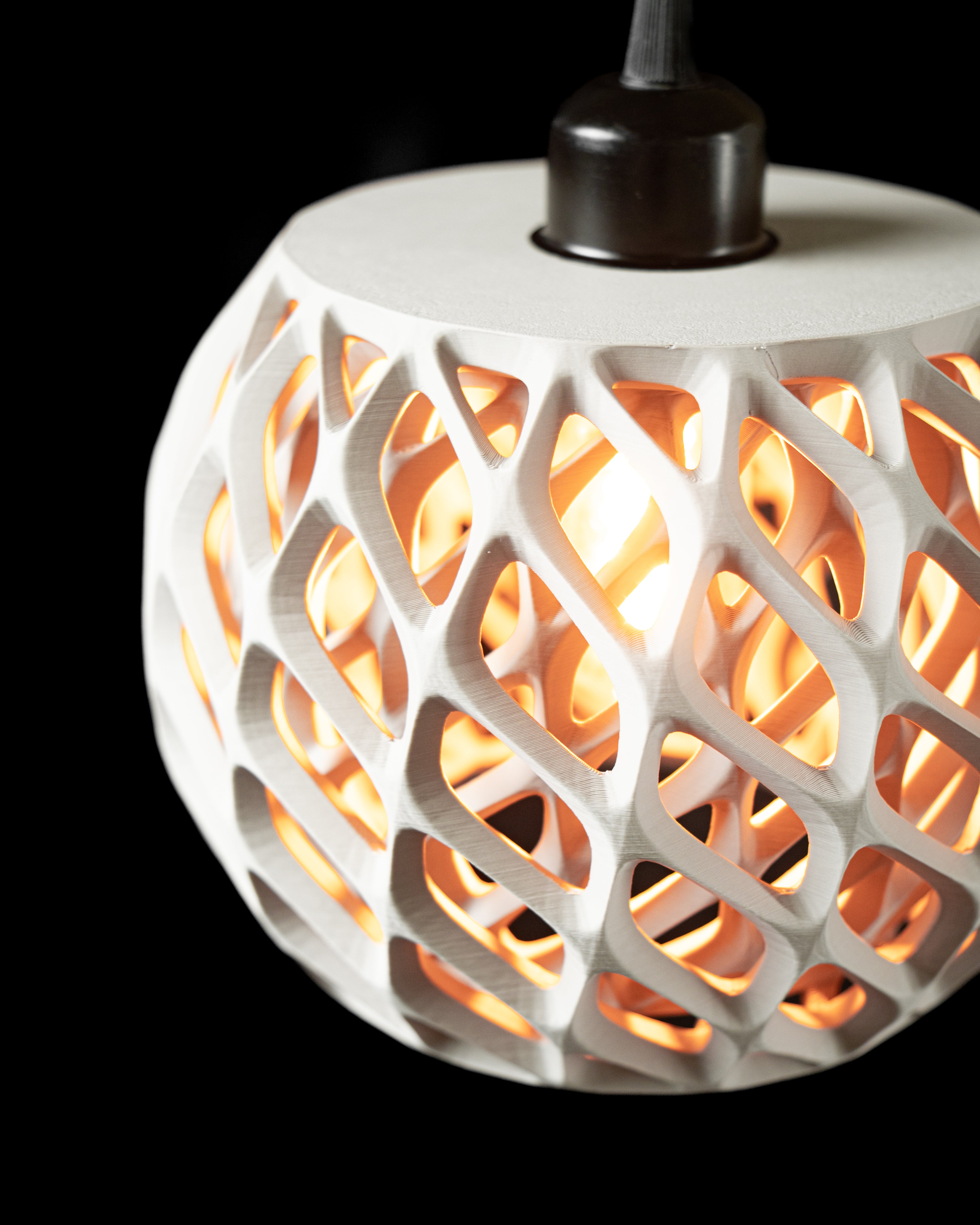 Loop pendent Lamp