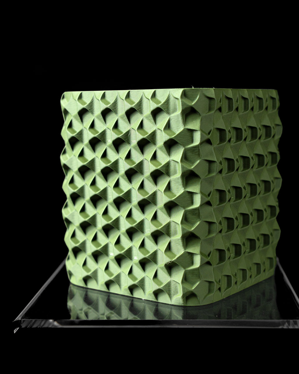 Rovi square planter
