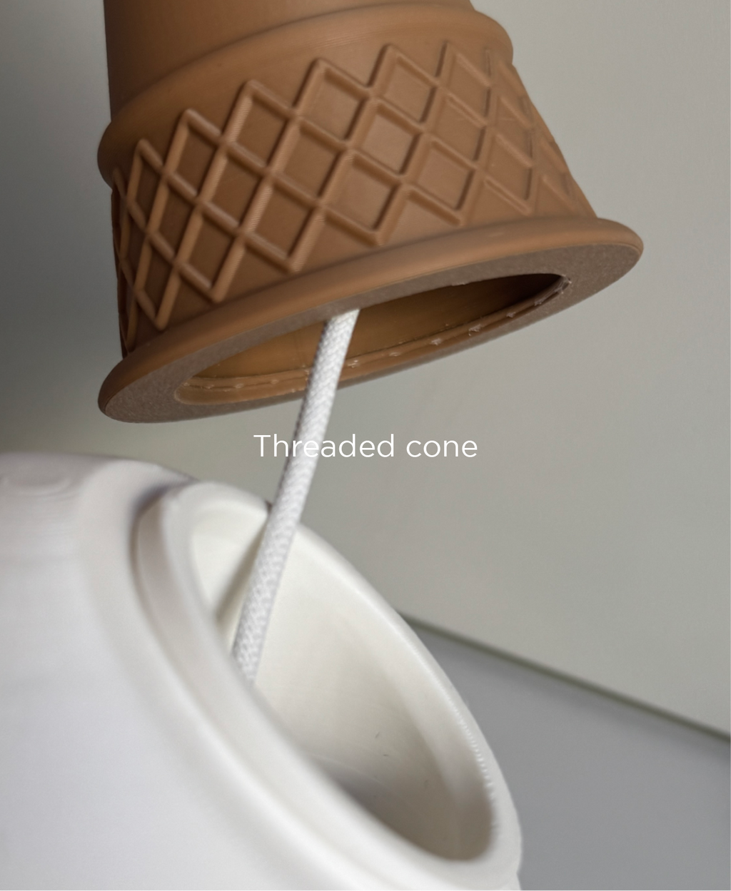 Gelato - Charger Holder For Iphone And Apple Watch