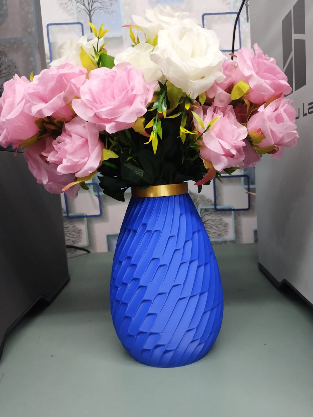 Tide Flower Vase