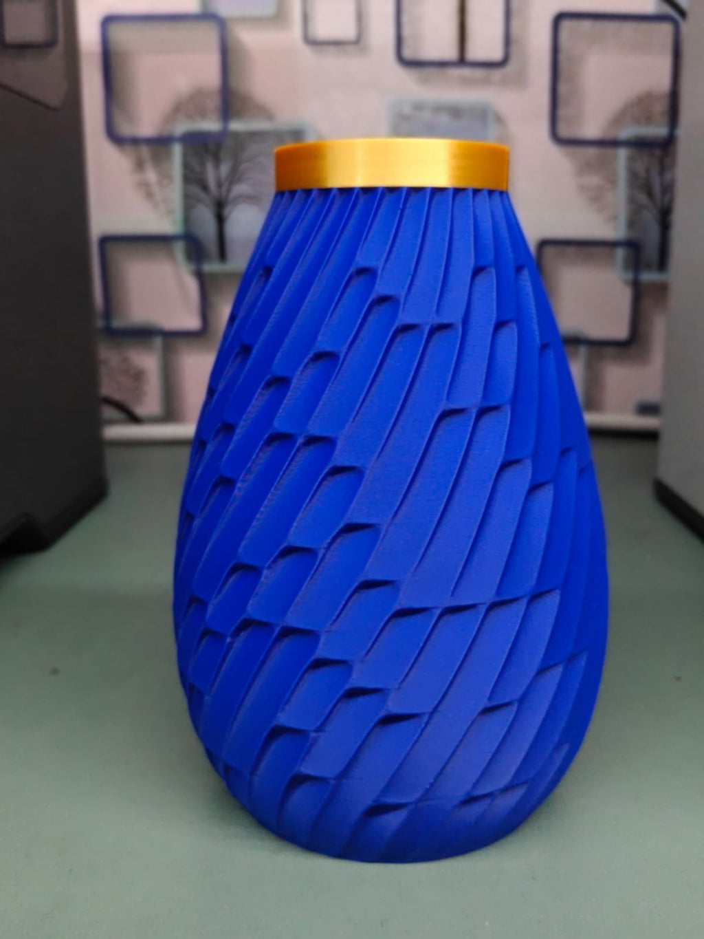 Tide Flower Vase